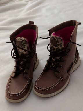 Sperry Brown Lace-Up Ankle Boots with Leopard Accent